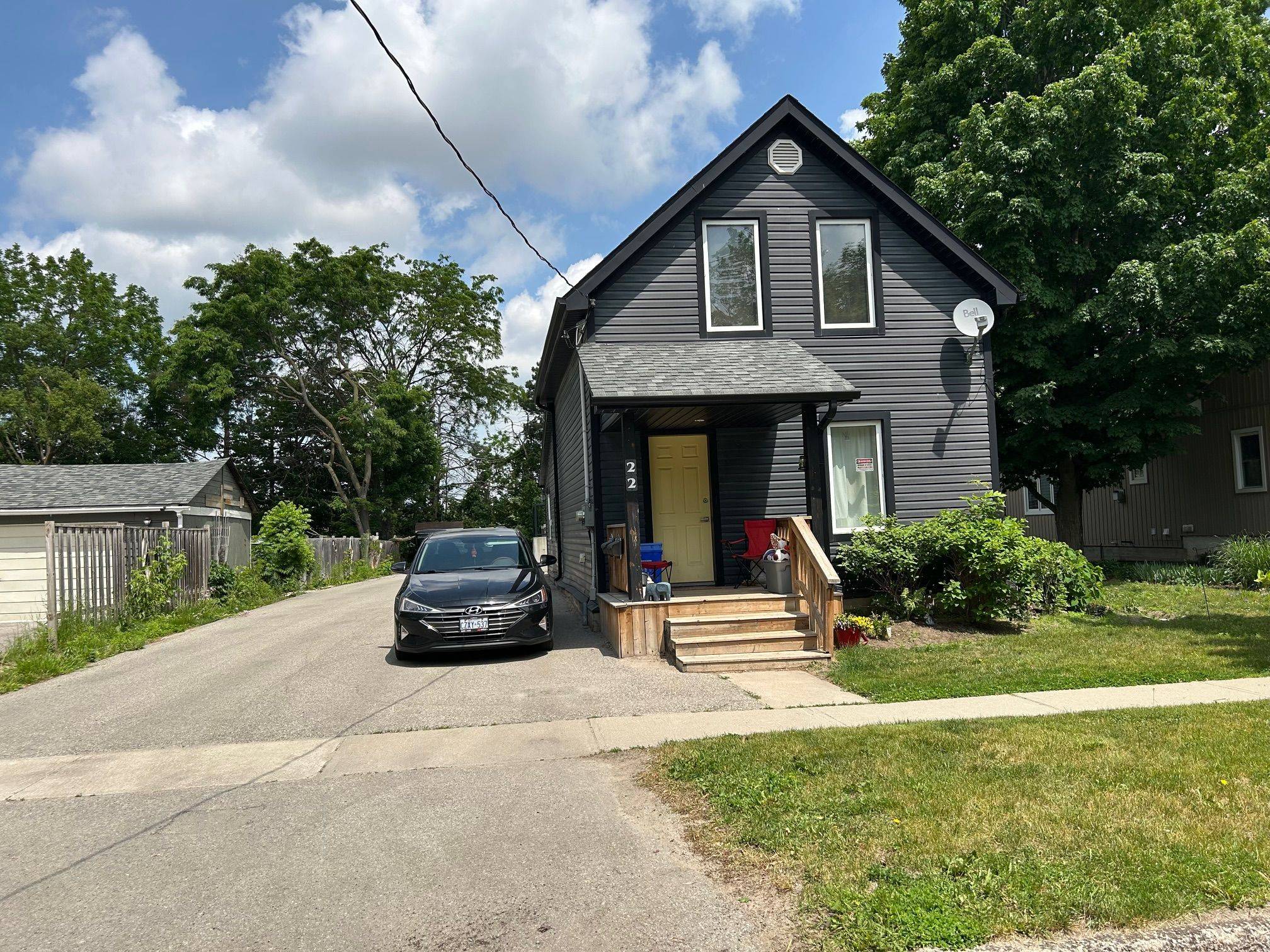 Barrie, ON L4N 2S3,22 Caroline ST