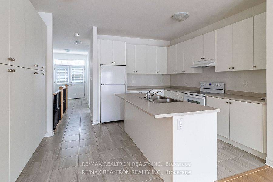 Wasaga Beach, ON L9Z 0K1,19 Abby DR