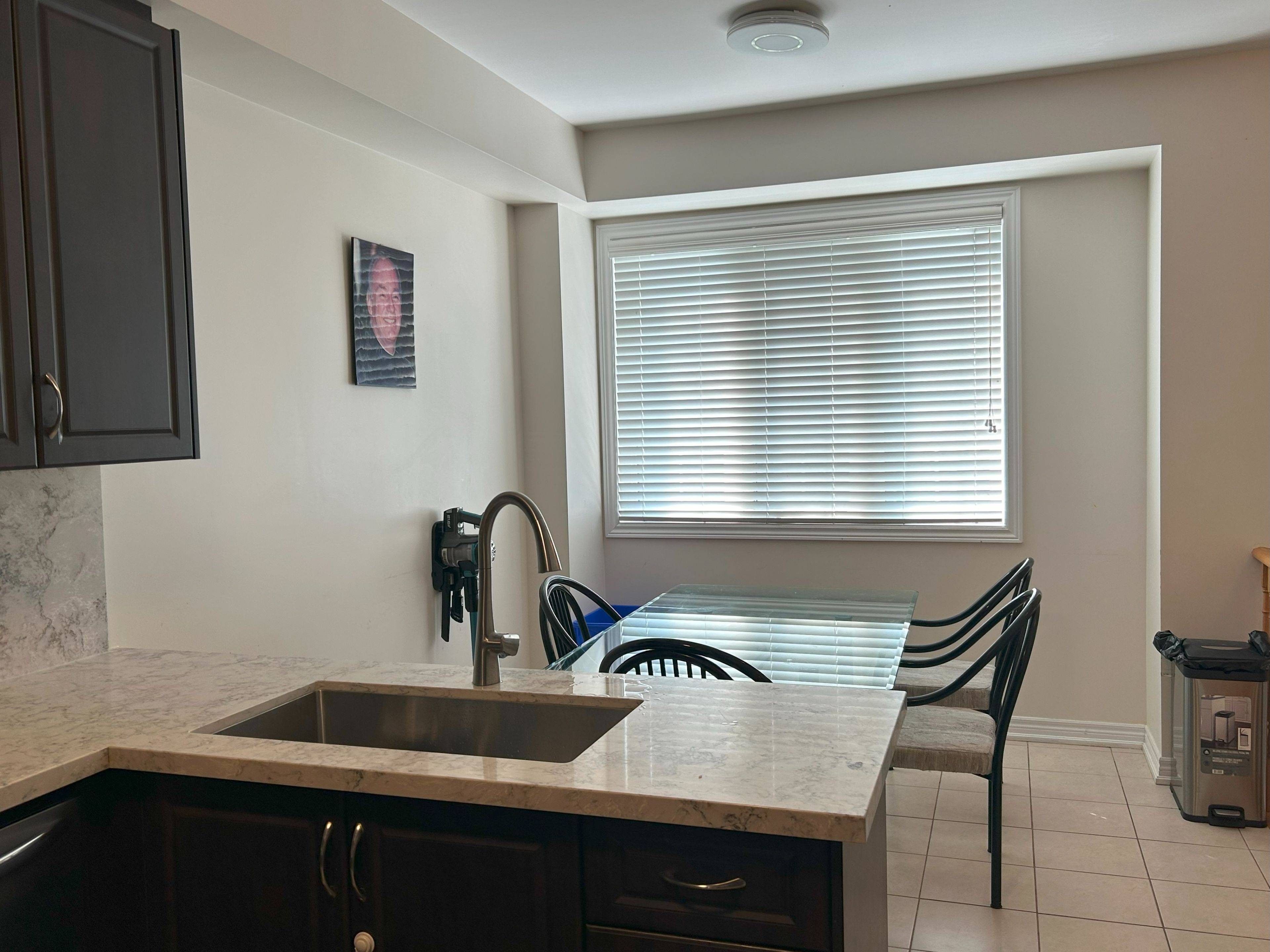 Mississauga, ON L5V 0E1,1324 Granrock CRES