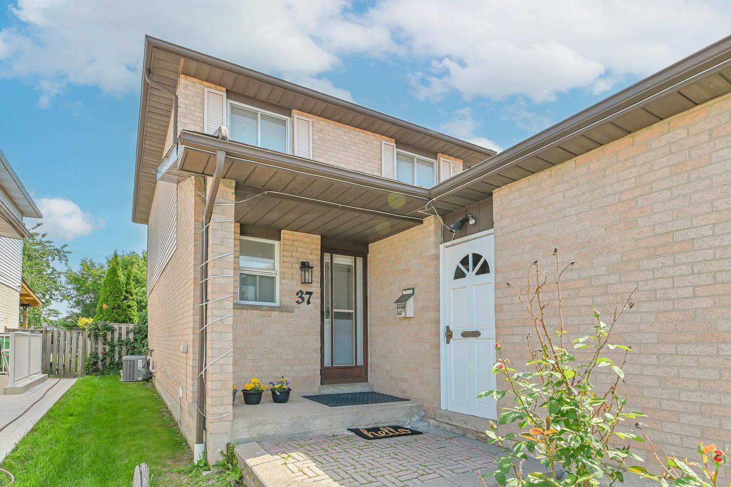 Brampton, ON L6S 4B5,37 Newbridge CRES
