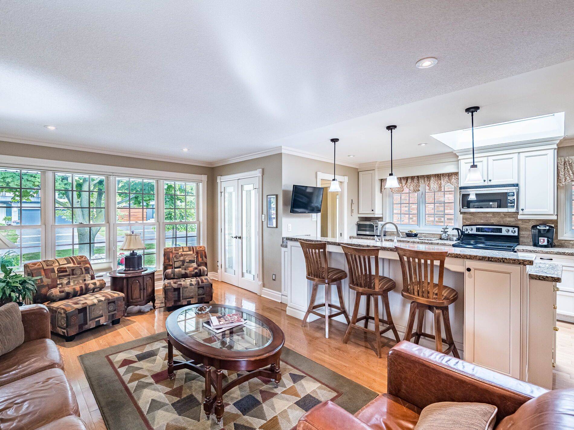 Mississauga, ON L5K 2A5,2493 Frankfield RD