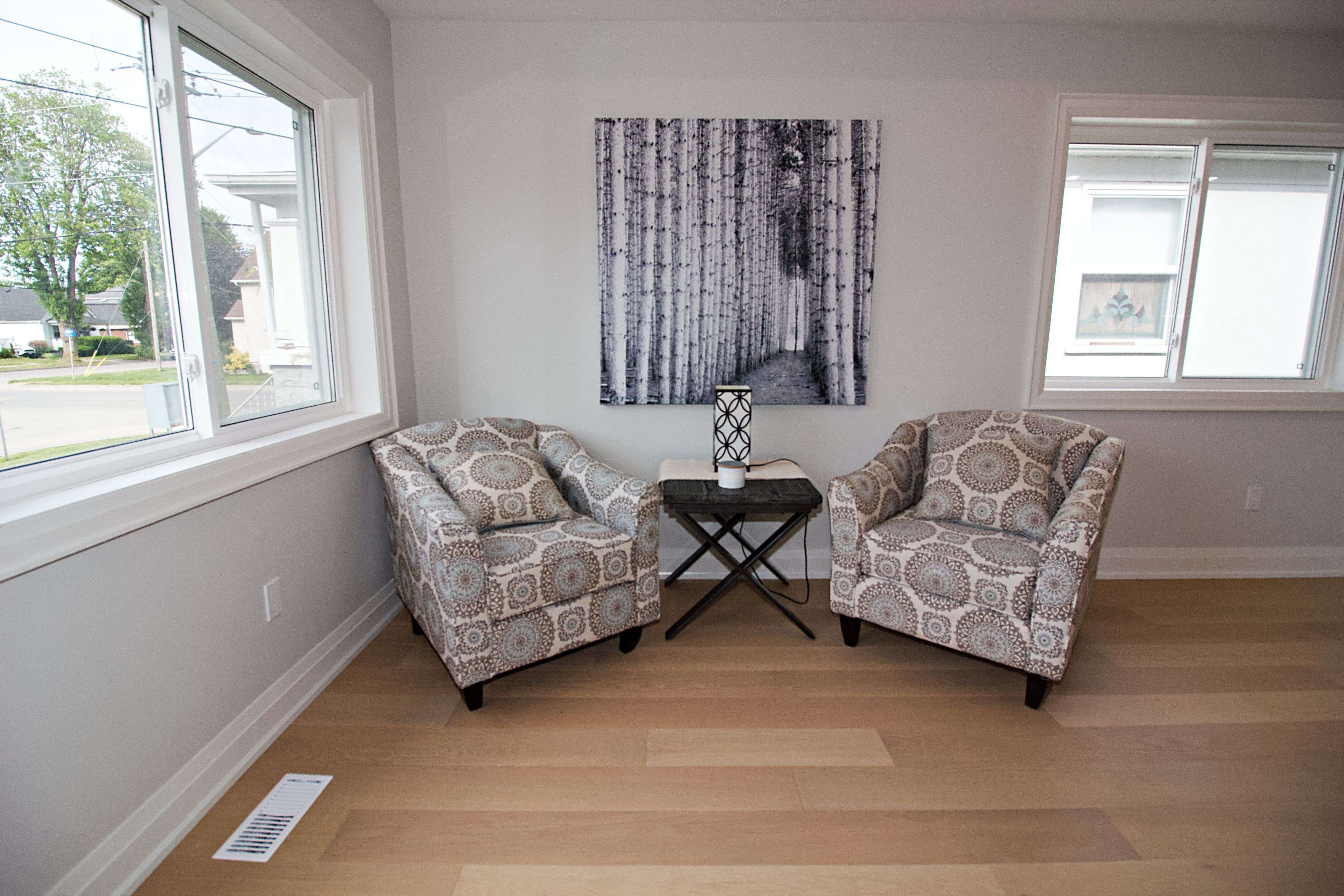 Port Colborne, ON L3K 3K9,88 Delhi ST