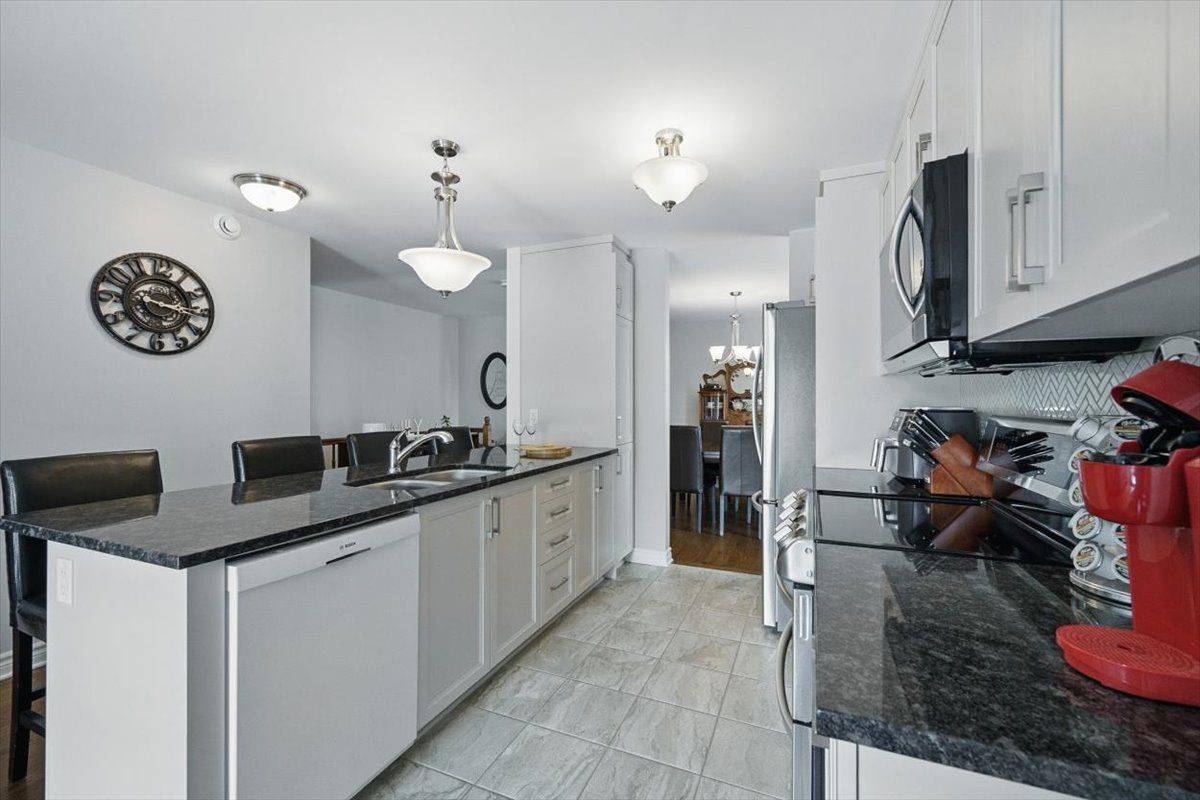 Clarence-rockland, ON K4K 0J8,637 Robert ST