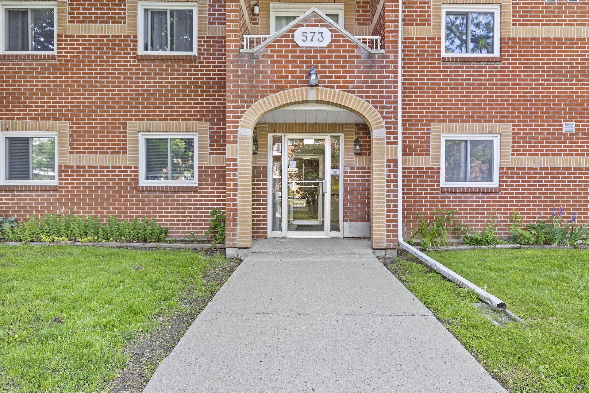 Kingston, ON K7M 8J8,573 Armstrong RD #101