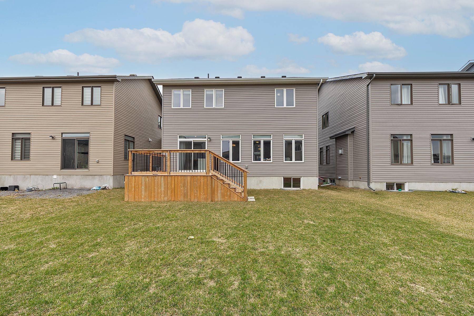 Kingston, ON K7P 0S3,1510 Shira DR