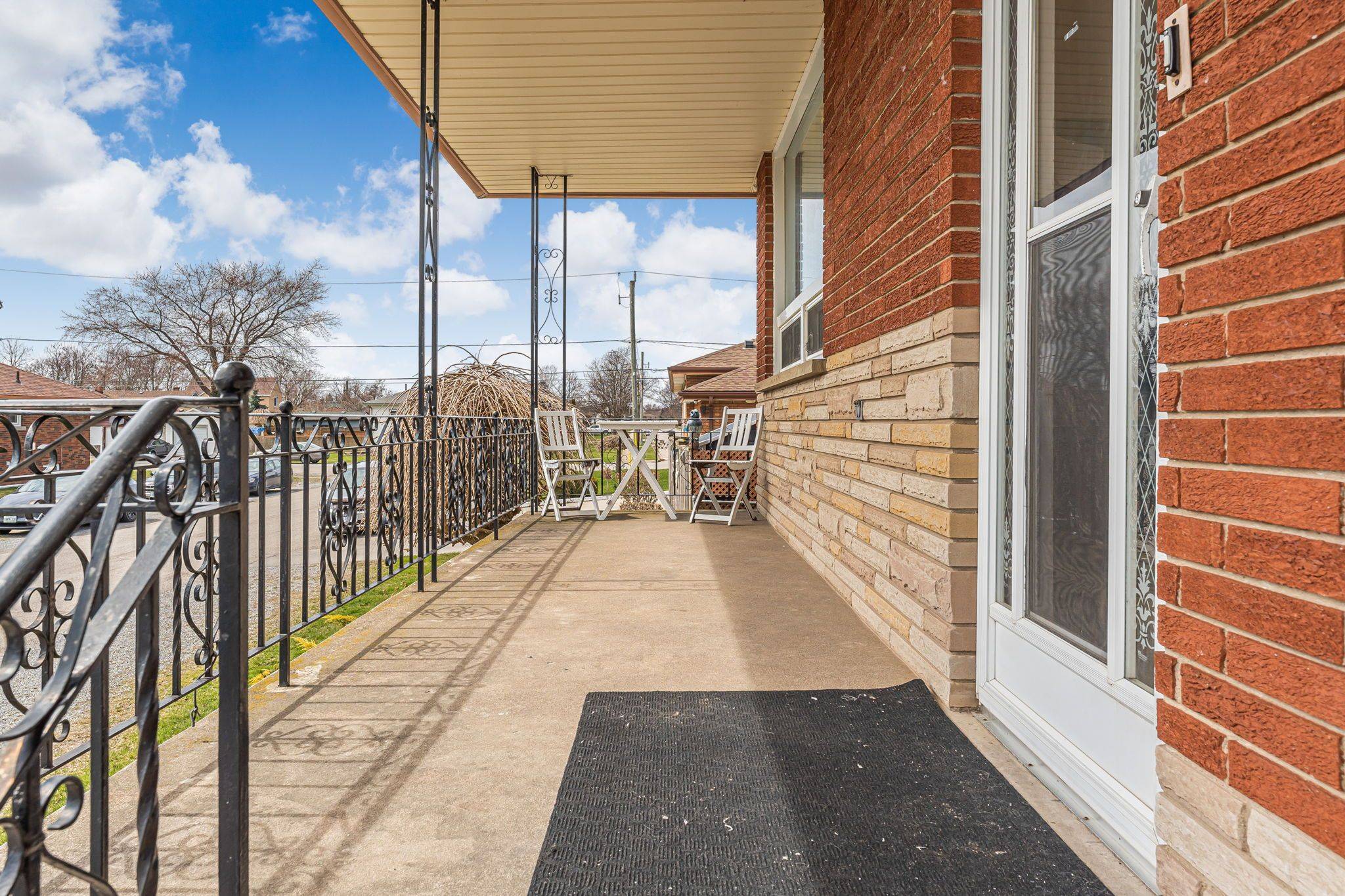 Port Colborne, ON L3K 1M9,190 Christmas ST