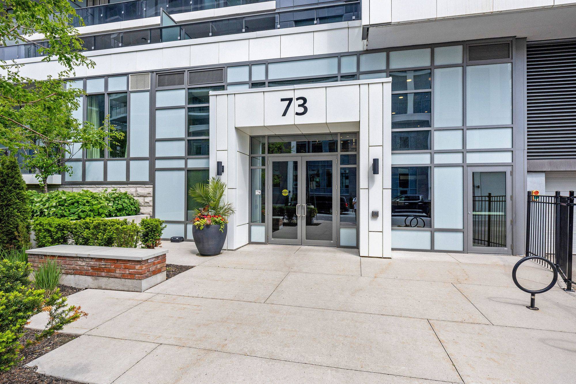 Guelph, ON N1E 0S6,73 Arthur ST S #209