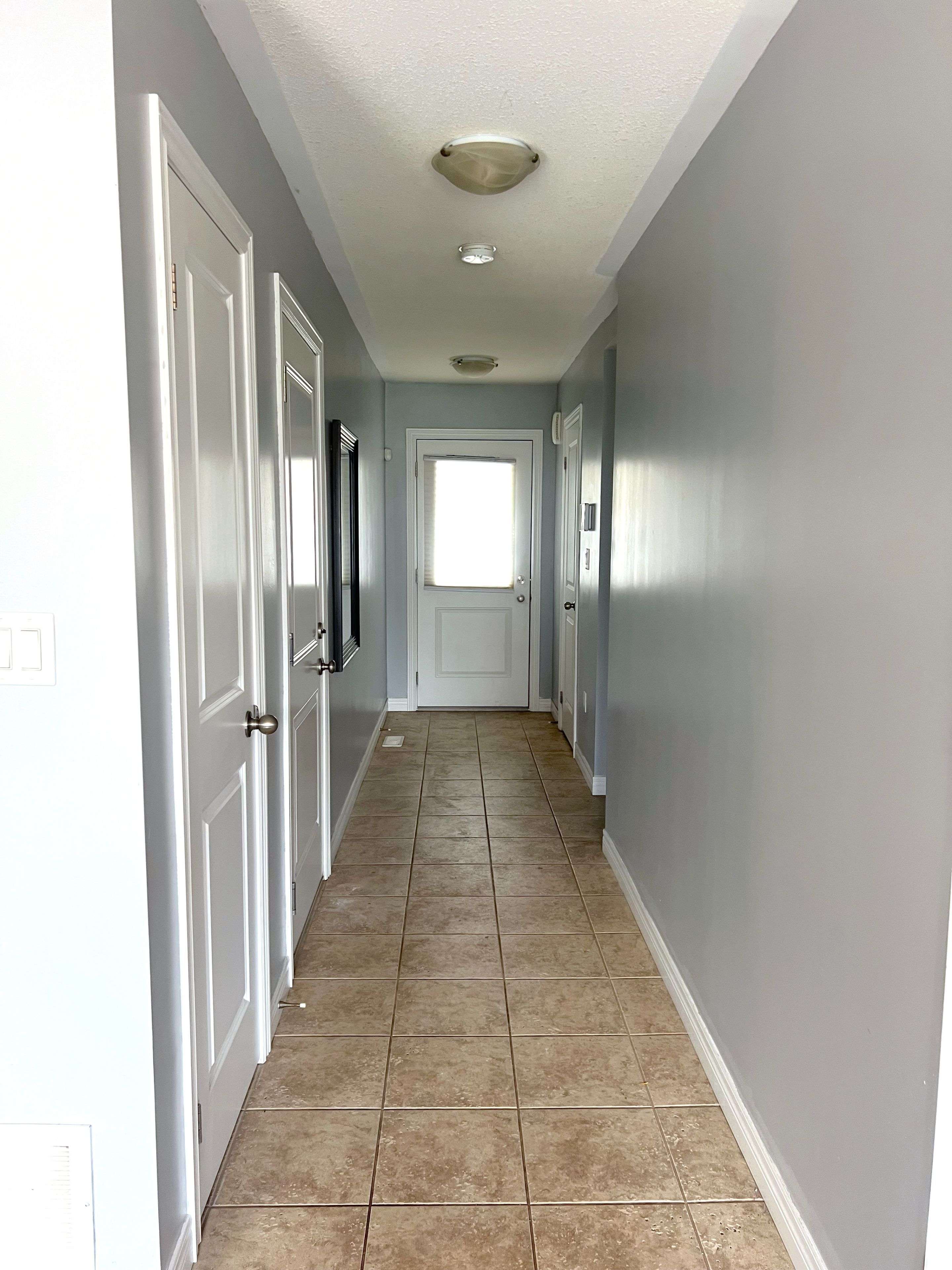 Hamilton, ON L8H 3A5,62 Vansitmart AVE