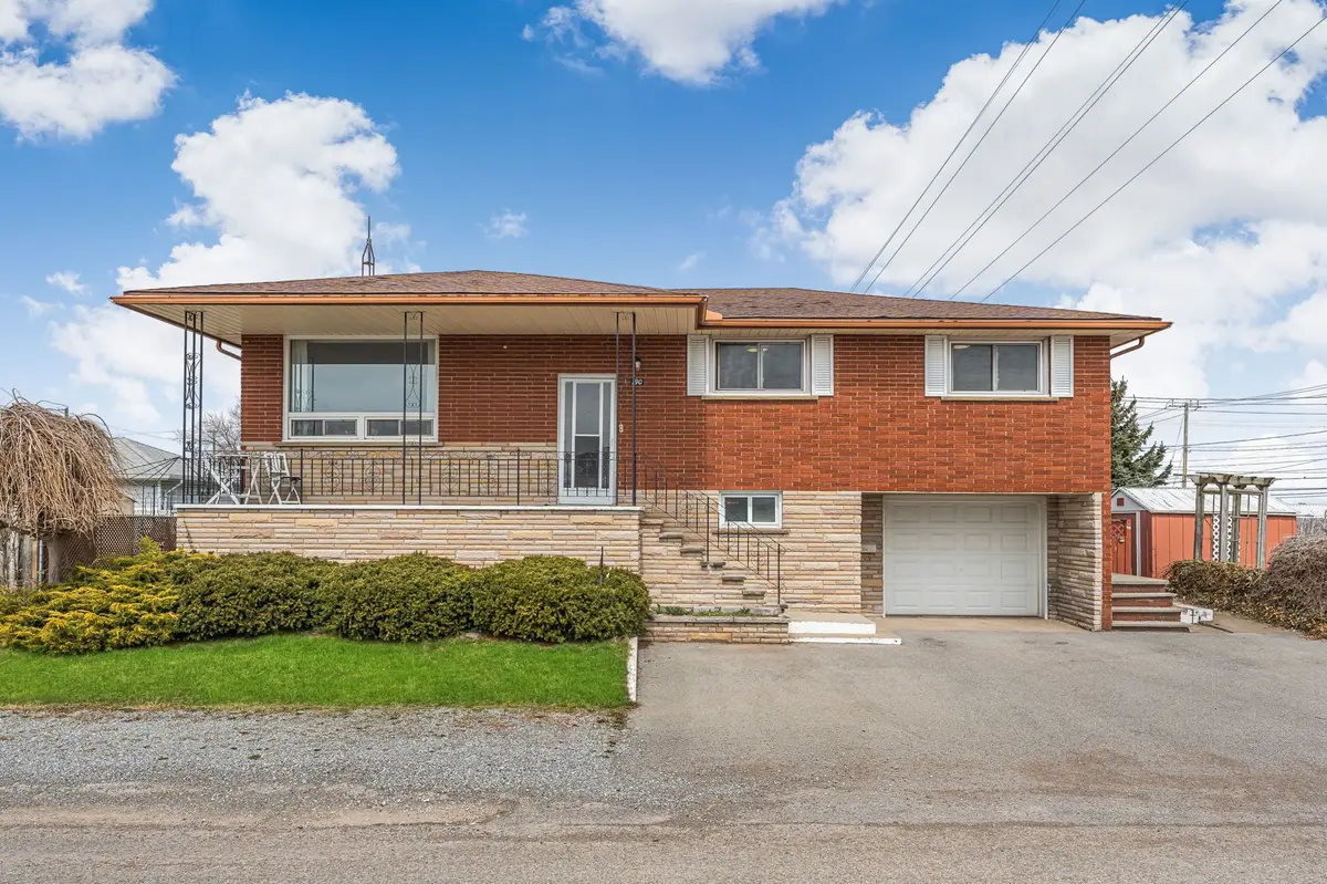 Port Colborne, ON L3K 1M9,190 Christmas ST