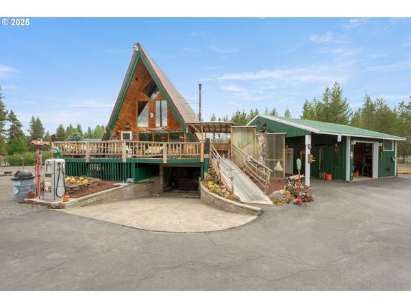 52717 MEADOW LN, La Pine, OR 97739