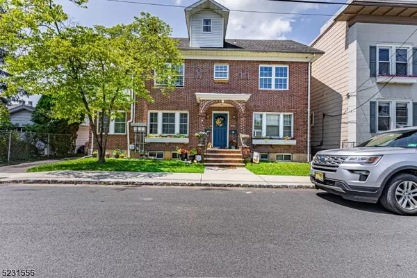 8 Kirkwood Pl #2, Caldwell Boro Twp., NJ 07006