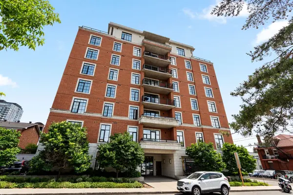 Dows Lake - Civic Hospital And Area, ON K1Y 1R6,327 Breezehill AVE S #504