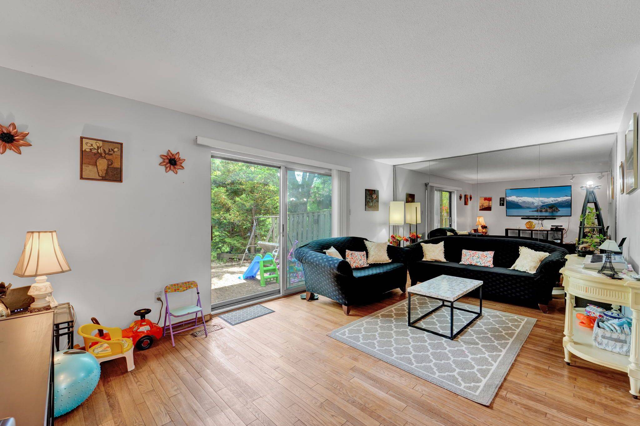Toronto E07, ON M1V 1E2,25 Brimwood BLVD #79