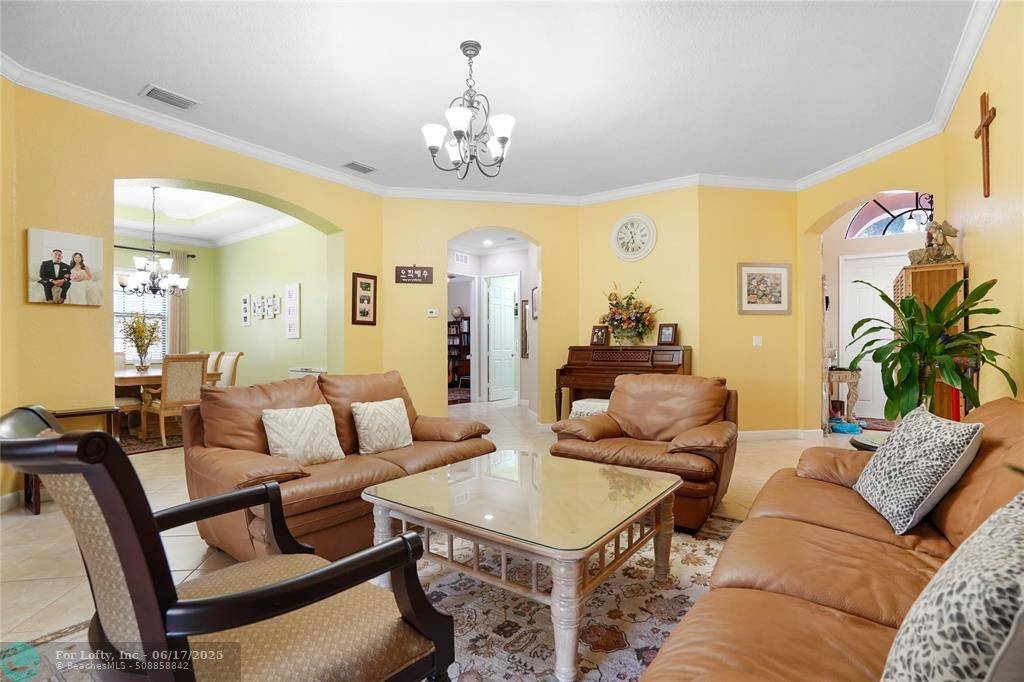 Cooper City, FL 33024,8715 NW 41st St