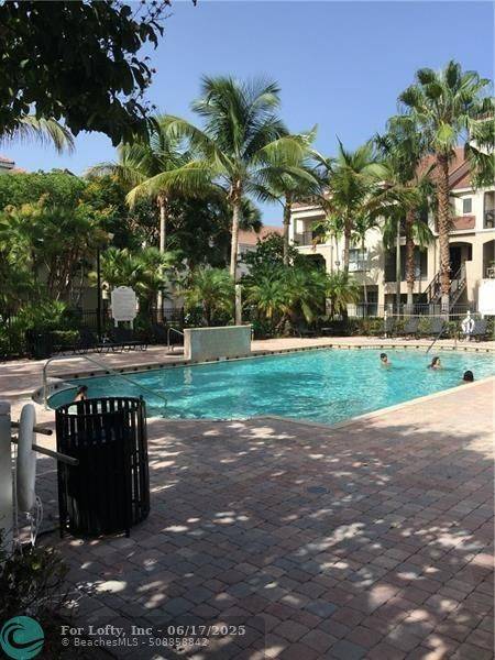 Coral Springs, FL 33067,5800 W Sample Rd  #307