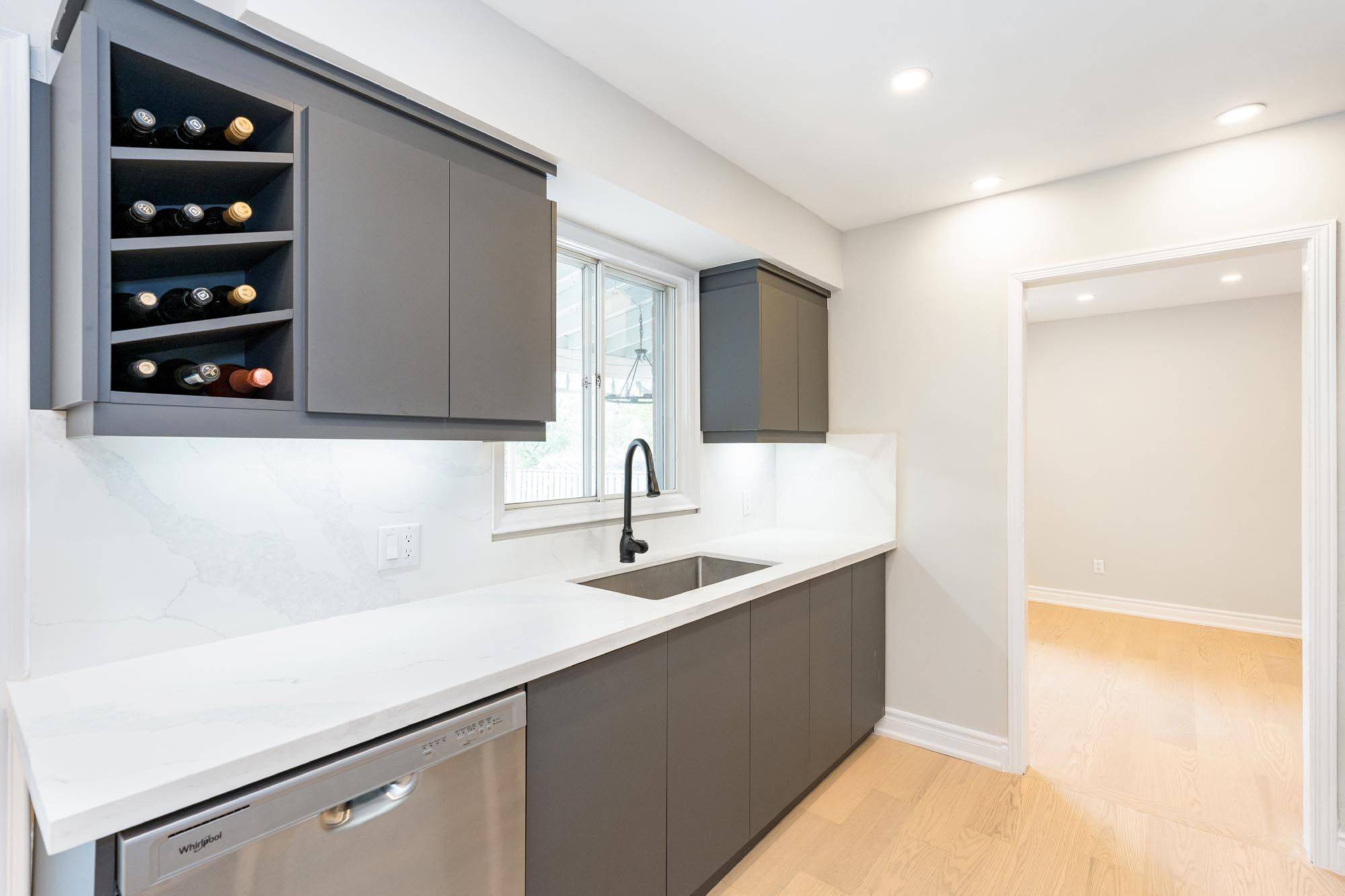Barrie, ON L4M 4P4,53 Varden AVE