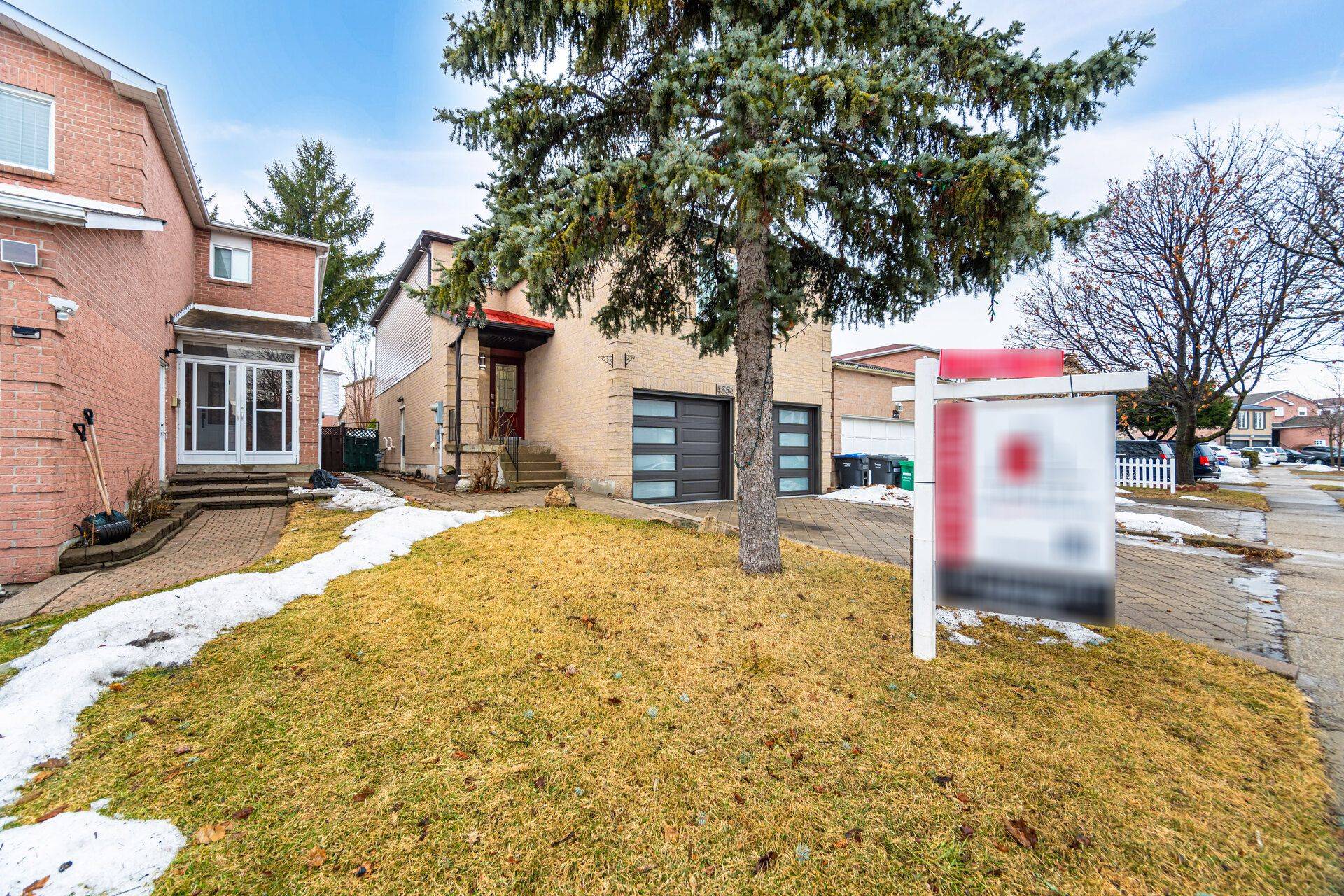 Mississauga, ON L5R 2B2,4354 Waterford CRES
