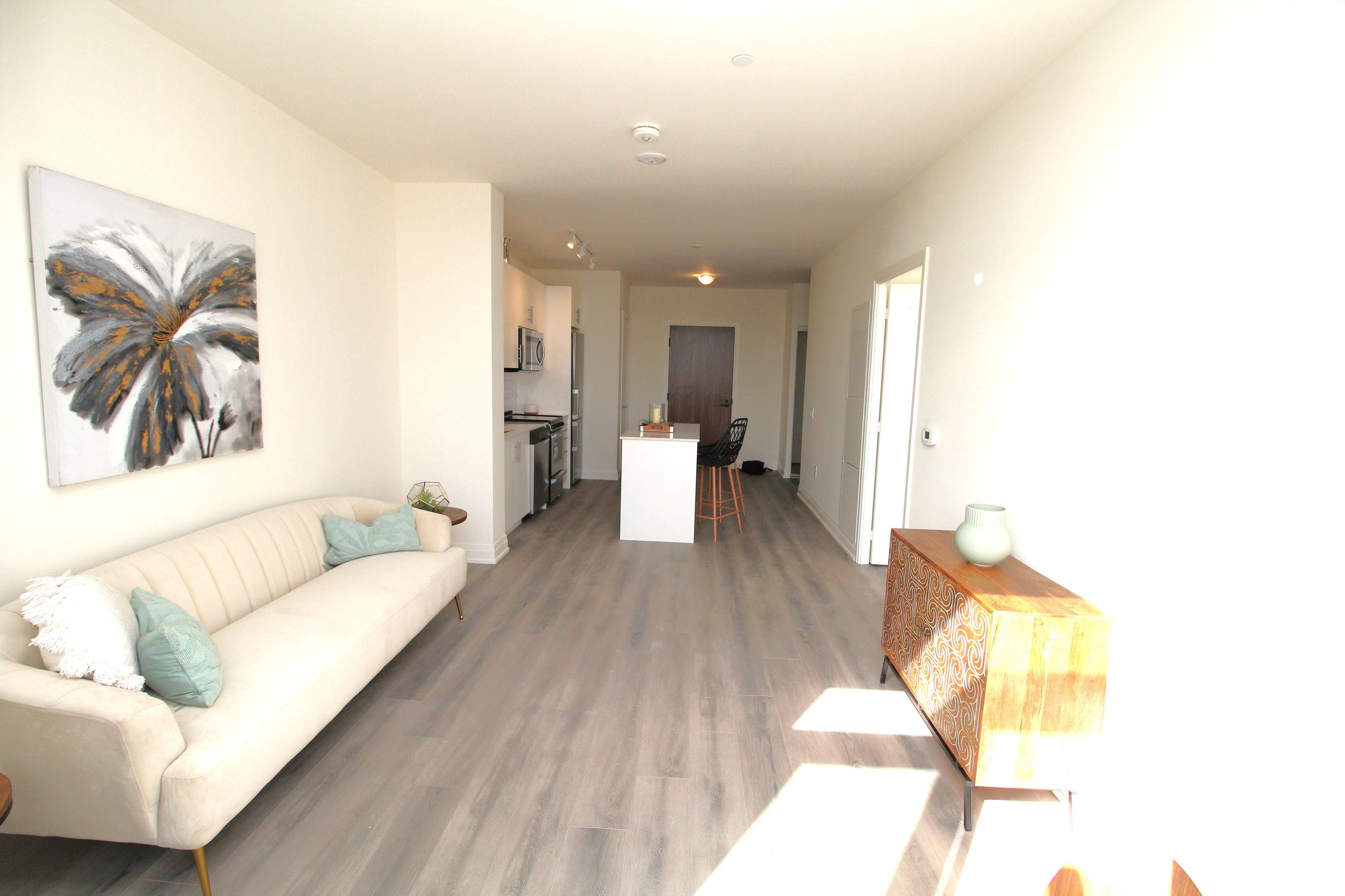 Oakville, ON L6M 4M2,509 Dundas ST W #223