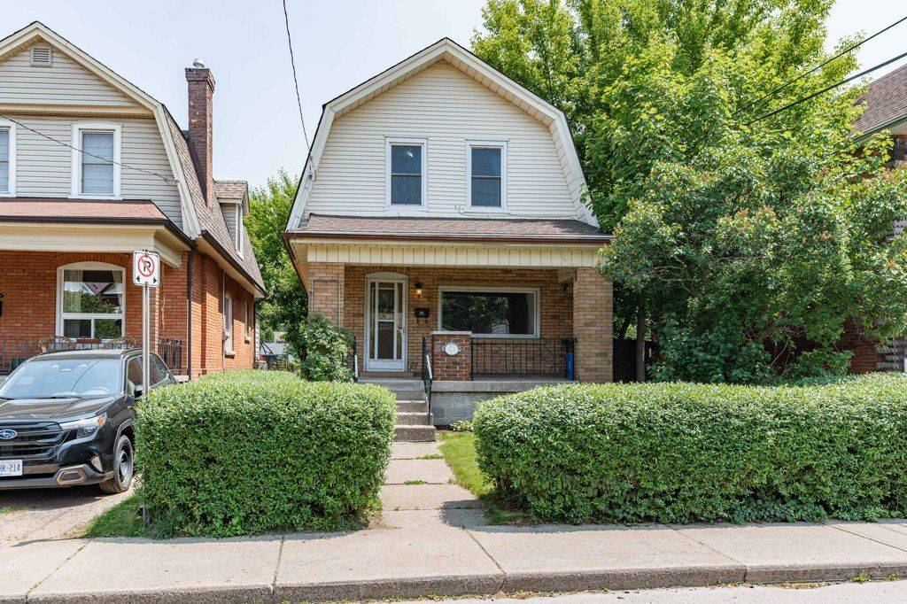 Hamilton, ON L8M 2X7,69 Lorne AVE