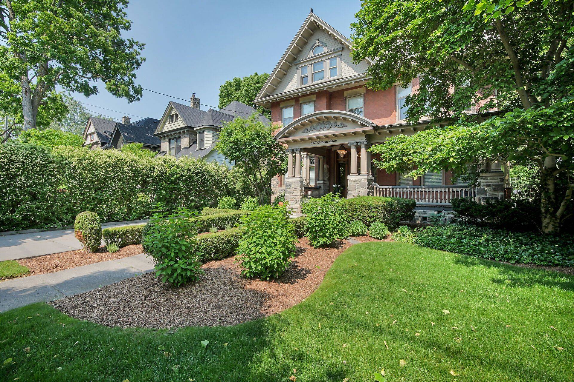 London East, ON N6B 2T5,512 Colborne ST