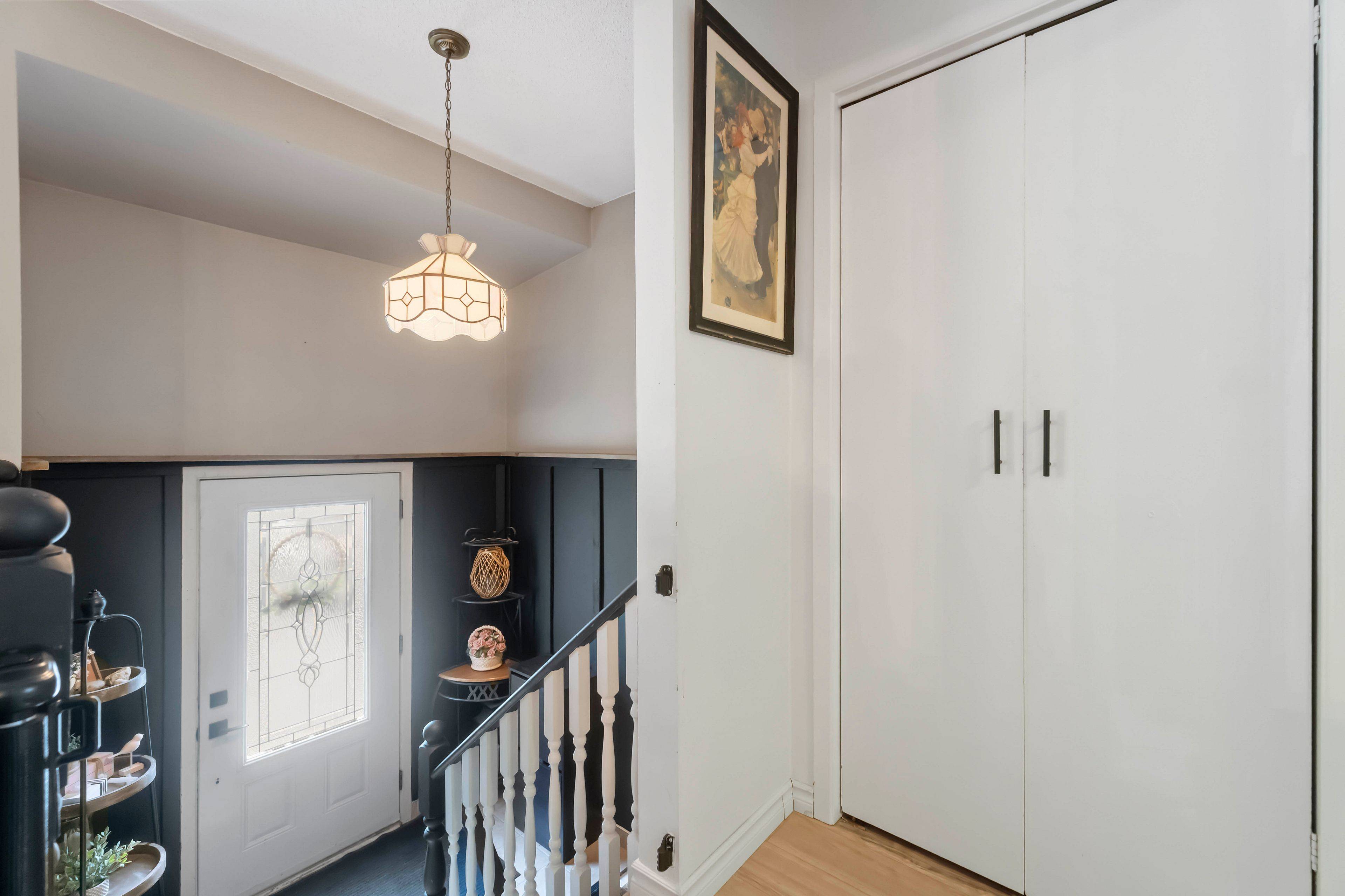 Niagara Falls, ON L2G 7T2,6058 WILDROSE CRES