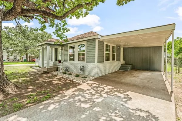 Stephenville, TX 76401,690 S Fifth Avenue