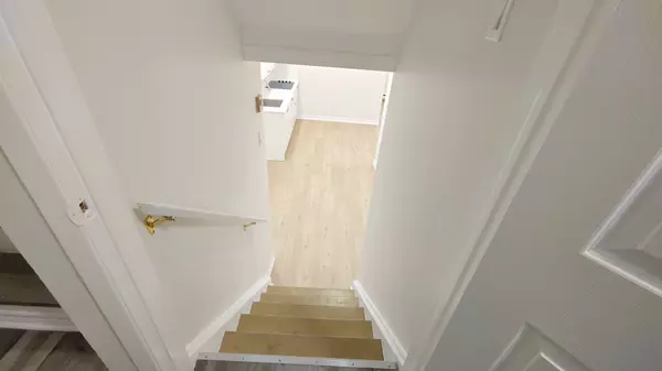 Oshawa, ON L1G 6H6,292 Brighton CT #Lower