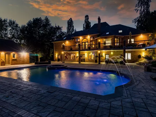 Brampton, ON L6P 0E1,12 Edgeforest DR