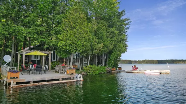 61 Fr 327a RD, Trent Lakes, ON K0M 2A0