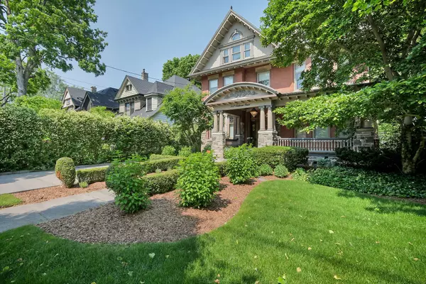 London East, ON N6B 2T5,512 Colborne ST