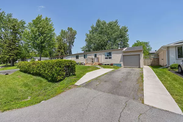 Loyalist, ON K7N 1R8,35 Clairton PL
