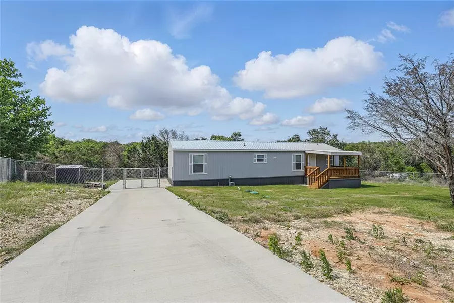 1010 Hopi Court, Granbury, TX 76048