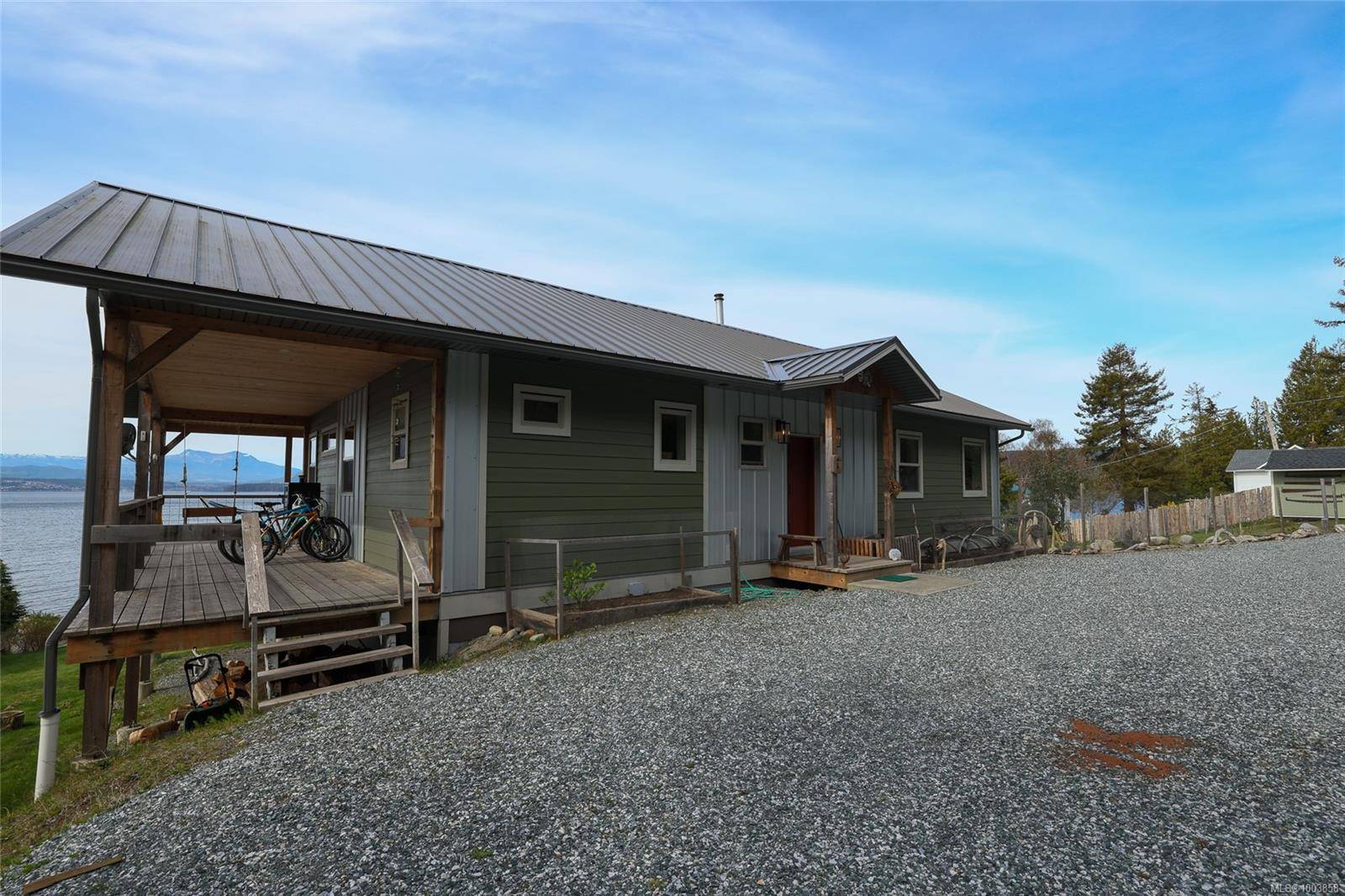 Malcolm Island, BC V0N 3E0,420 1st St