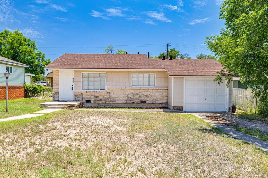 2105 Coleman St, San Angelo, TX 76901