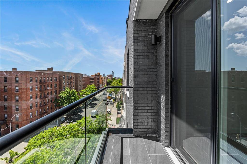 Brooklyn, NY 11214,7616 Bay Pkwy #PHA