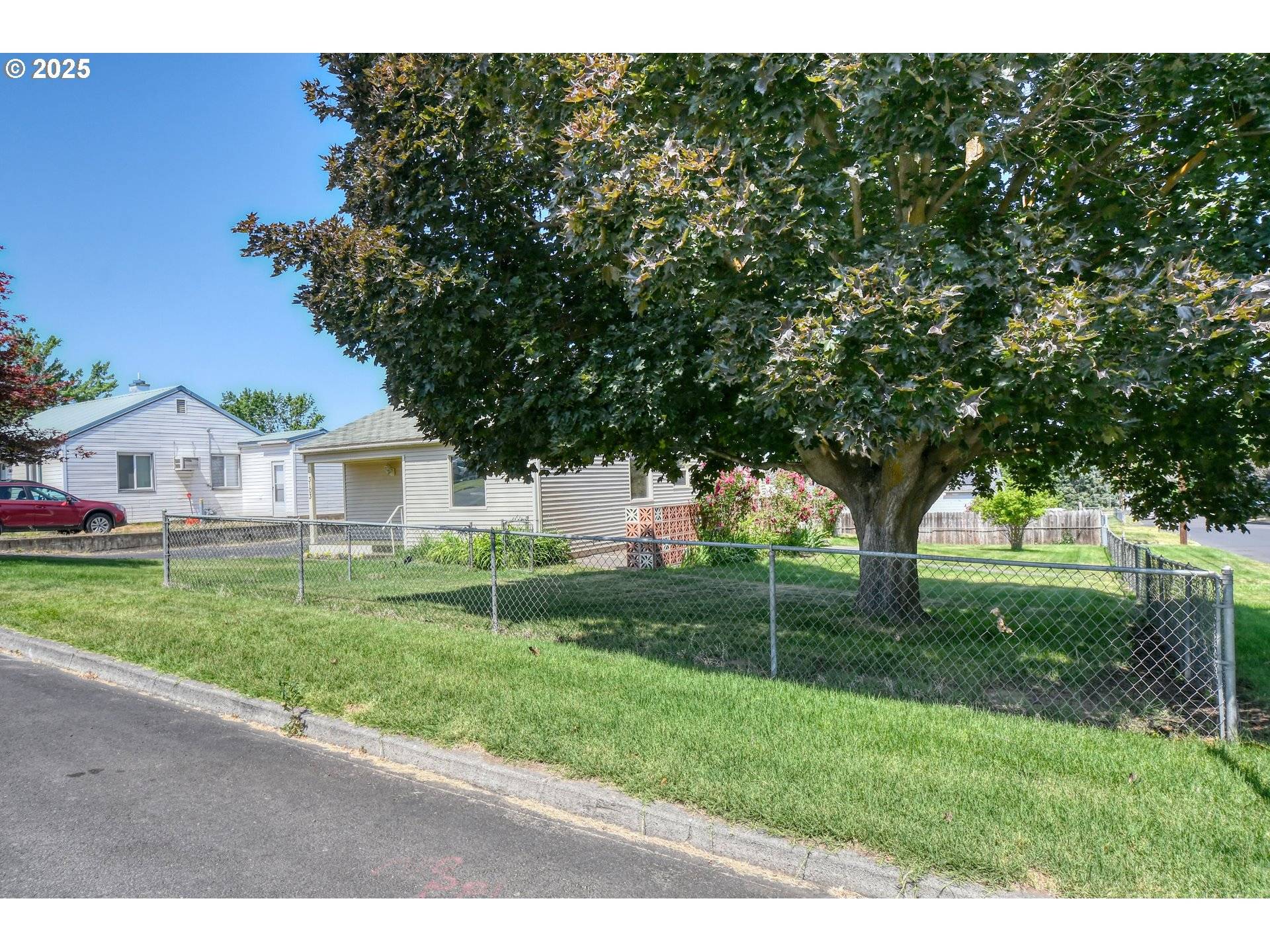 Pendleton, OR 97801,3103 SW KIRK AVE