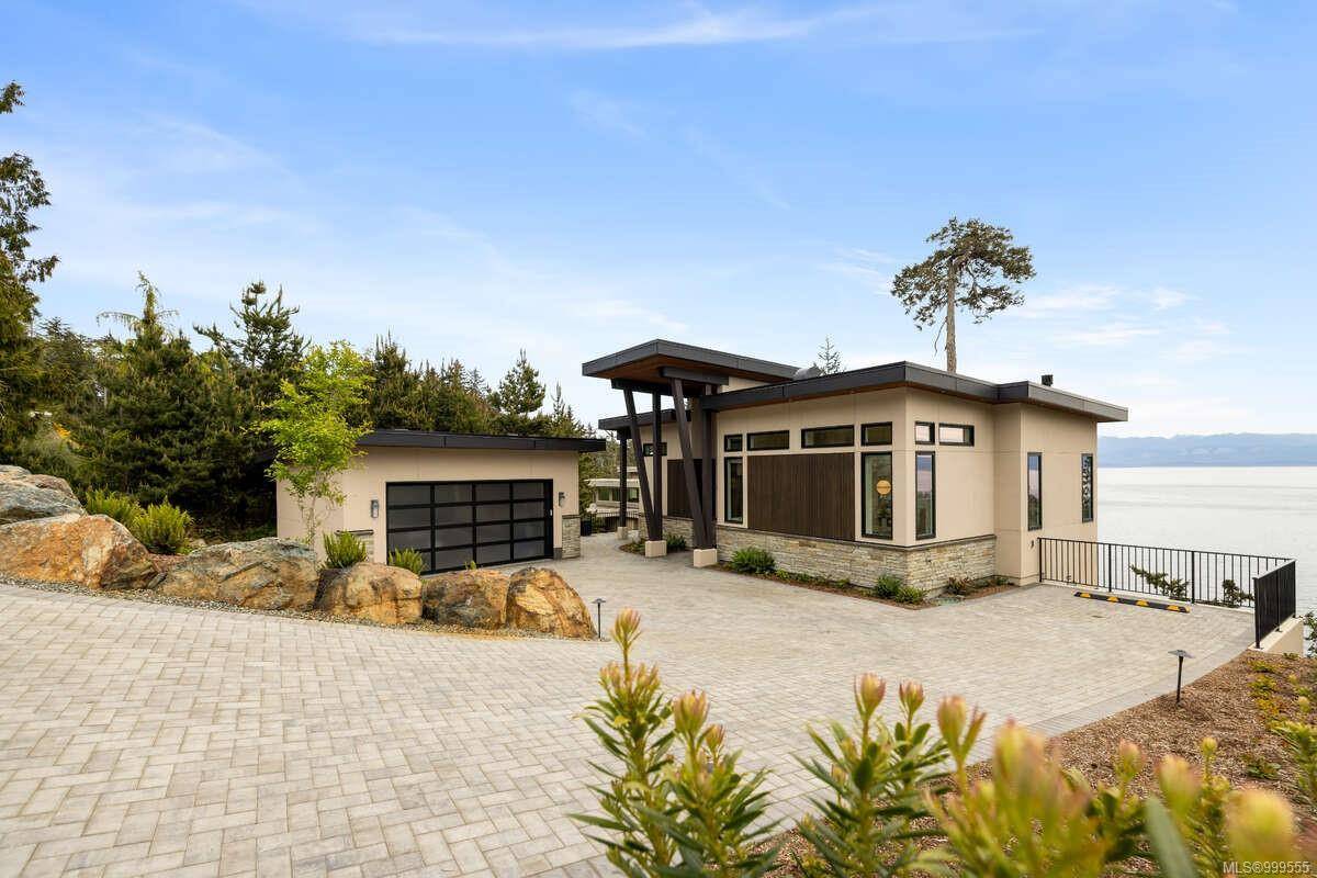 Sooke, BC V9Z 1L8,7510 Ocean Park Pl