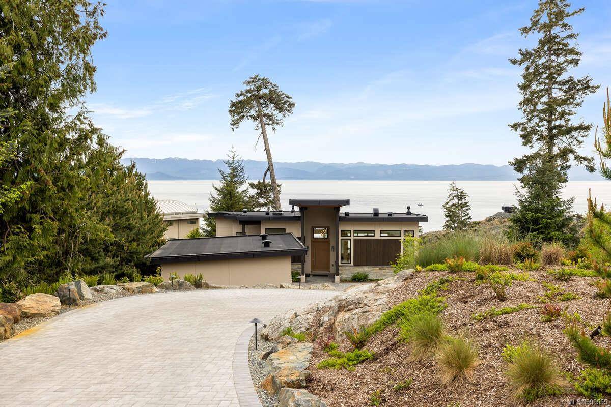 Sooke, BC V9Z 1L8,7510 Ocean Park Pl
