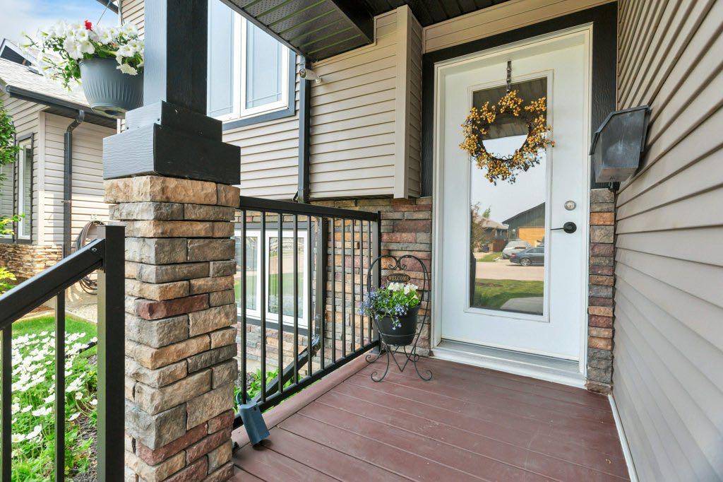 Sylvan Lake, AB T4S 0B3,13 Laurel RD