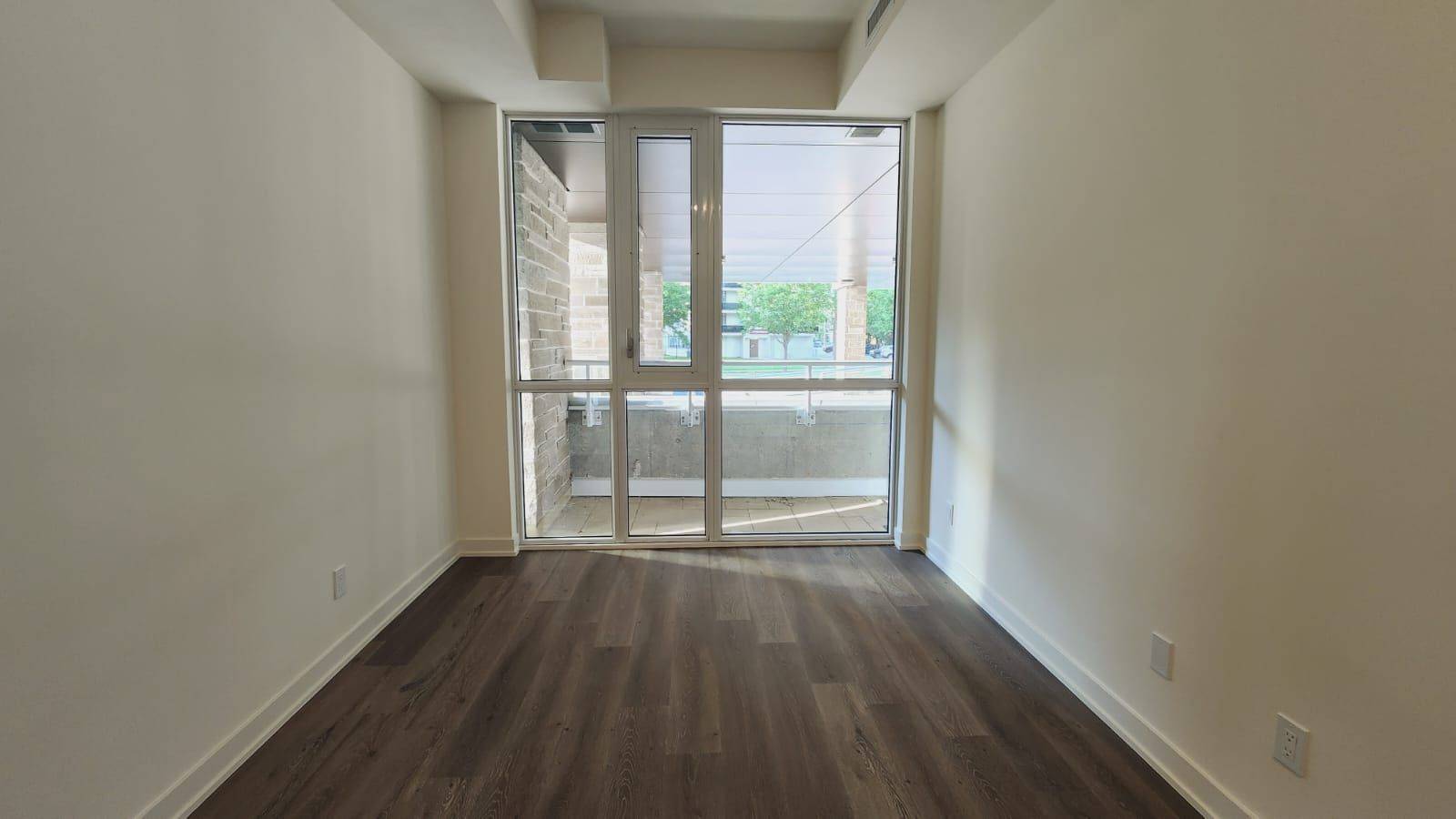 Toronto C13, ON M3A 0A7,10 Deerlick CT #207
