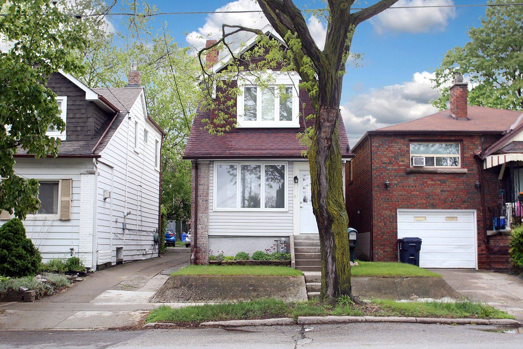 340 Mortimer AVE, Toronto E03, ON M4J 2E1