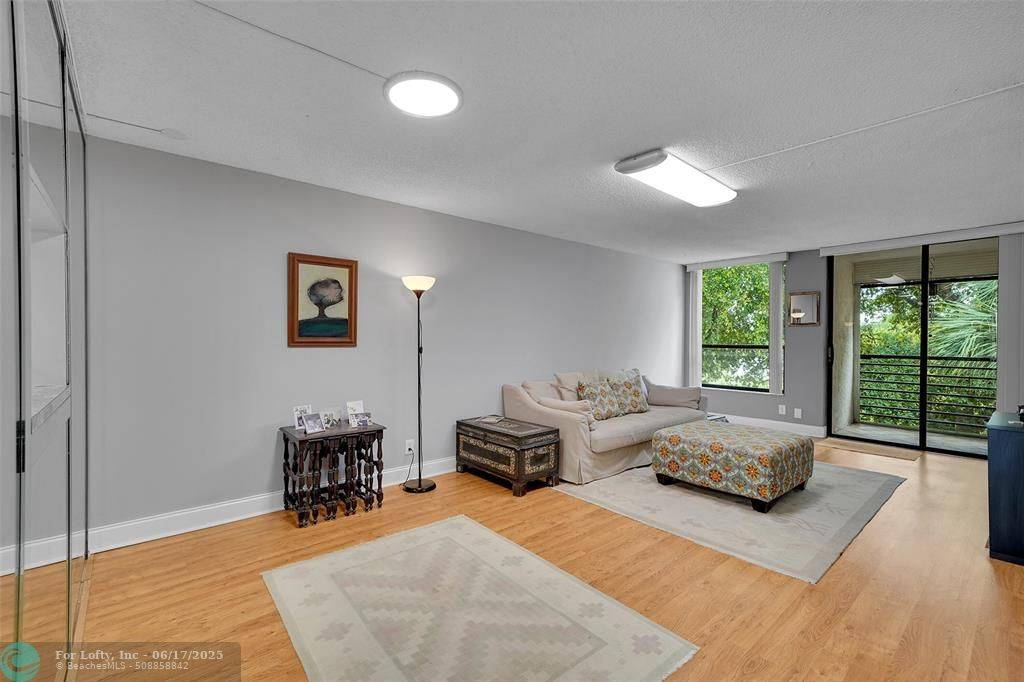 Tamarac, FL 33321,7750 W Mcnab Rd  #308