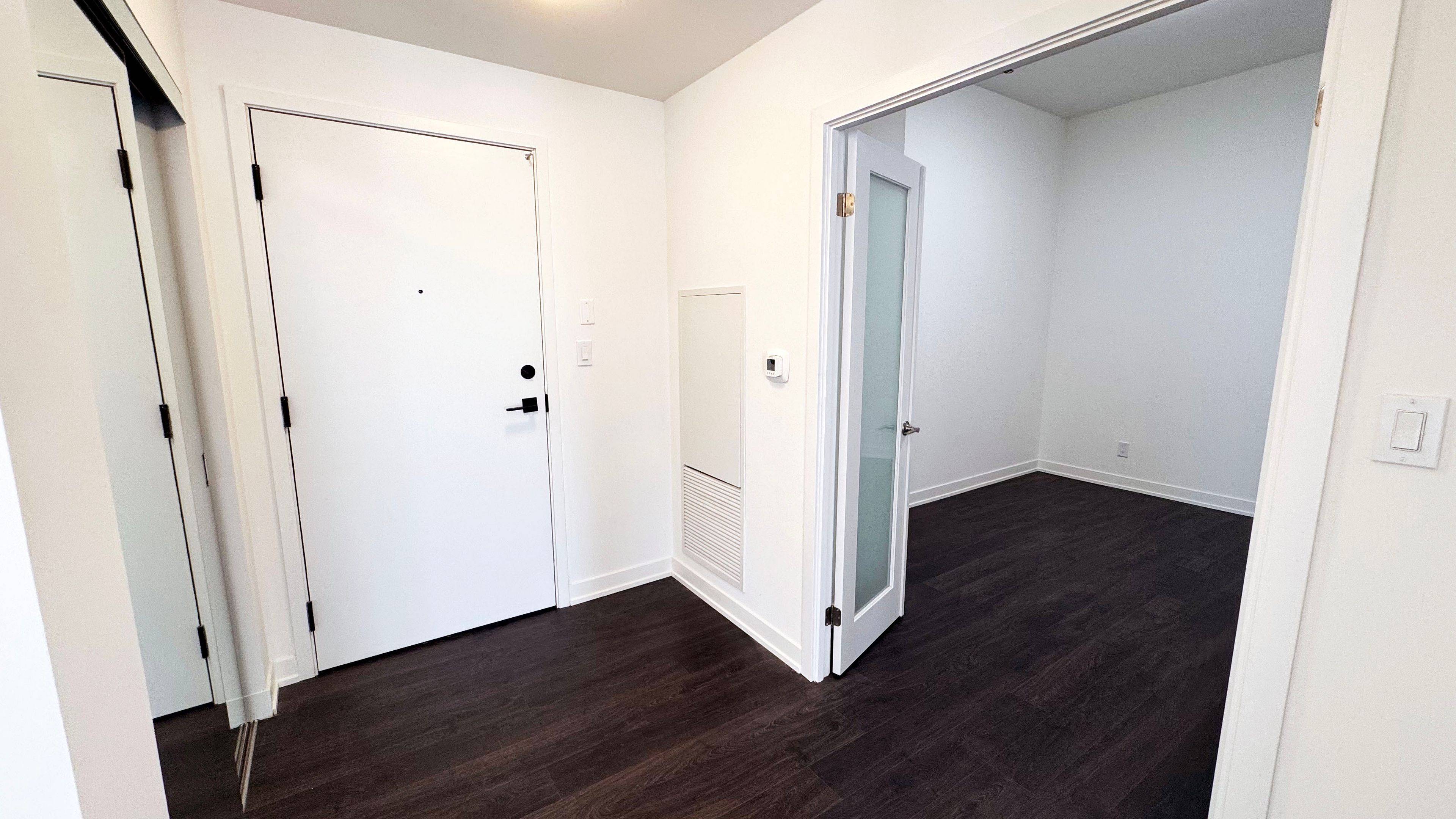 Markham, ON L6G 0H5,8119 Birchmount RD #1806