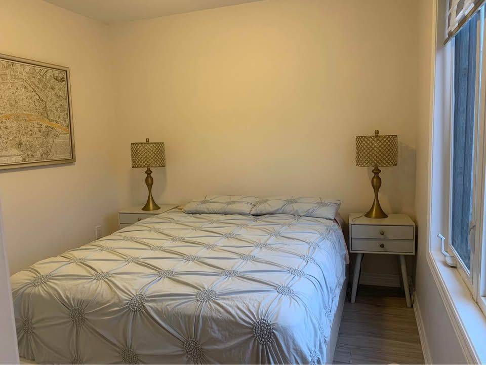 Markham, ON L6B 1M6,17 Frank Ash ST #Coach House