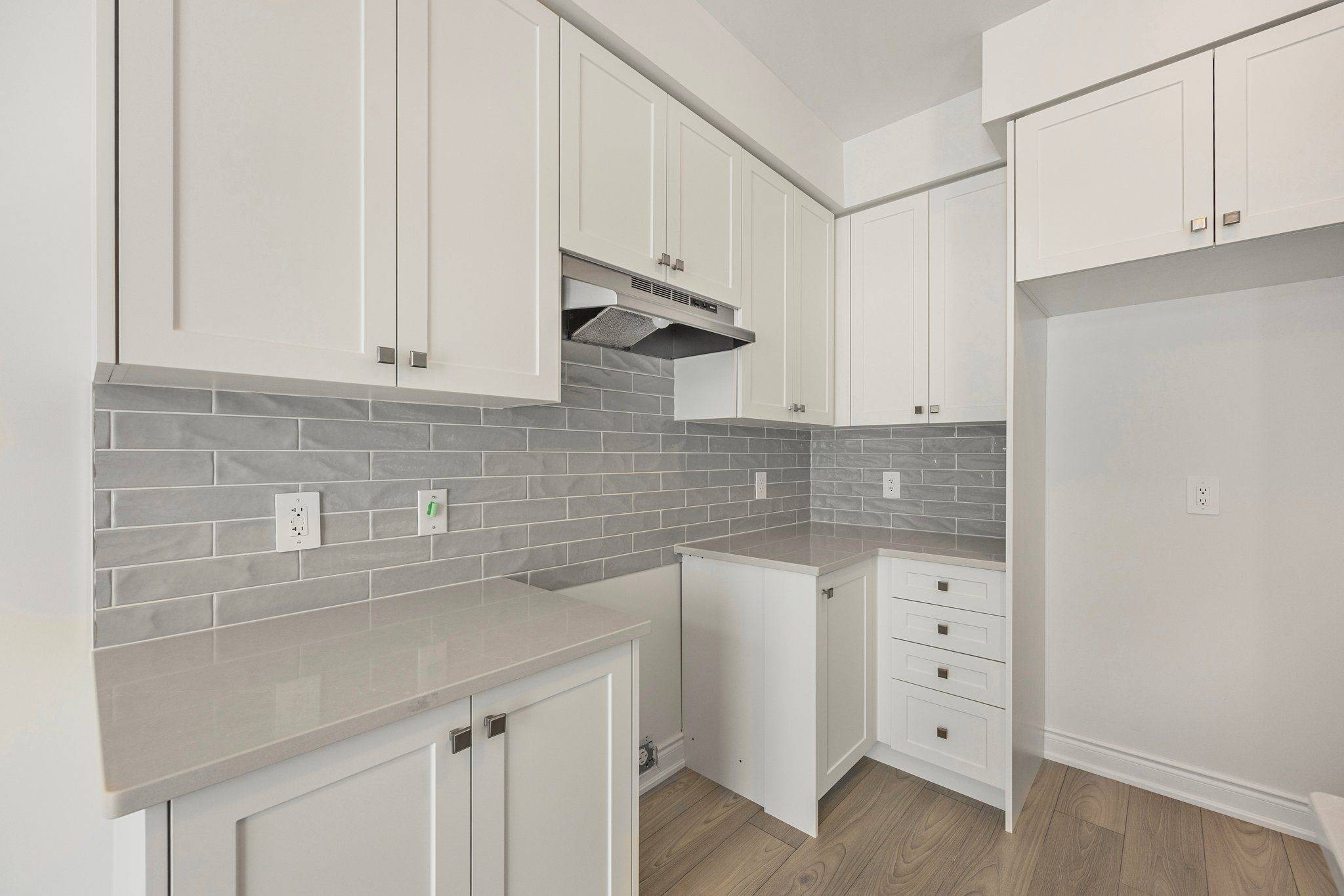 Wasaga Beach, ON L9R 0M2,11 Avalon DR