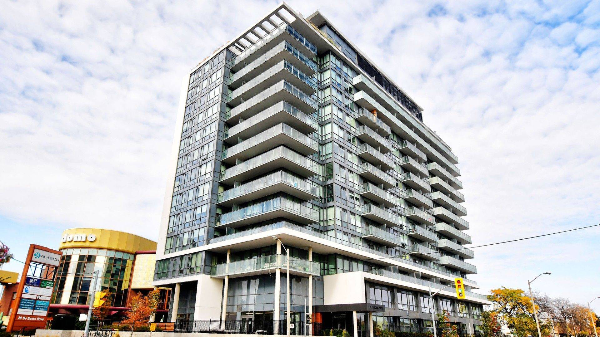 10 De Boers DR #1202, Toronto W05, ON M3J 0L6