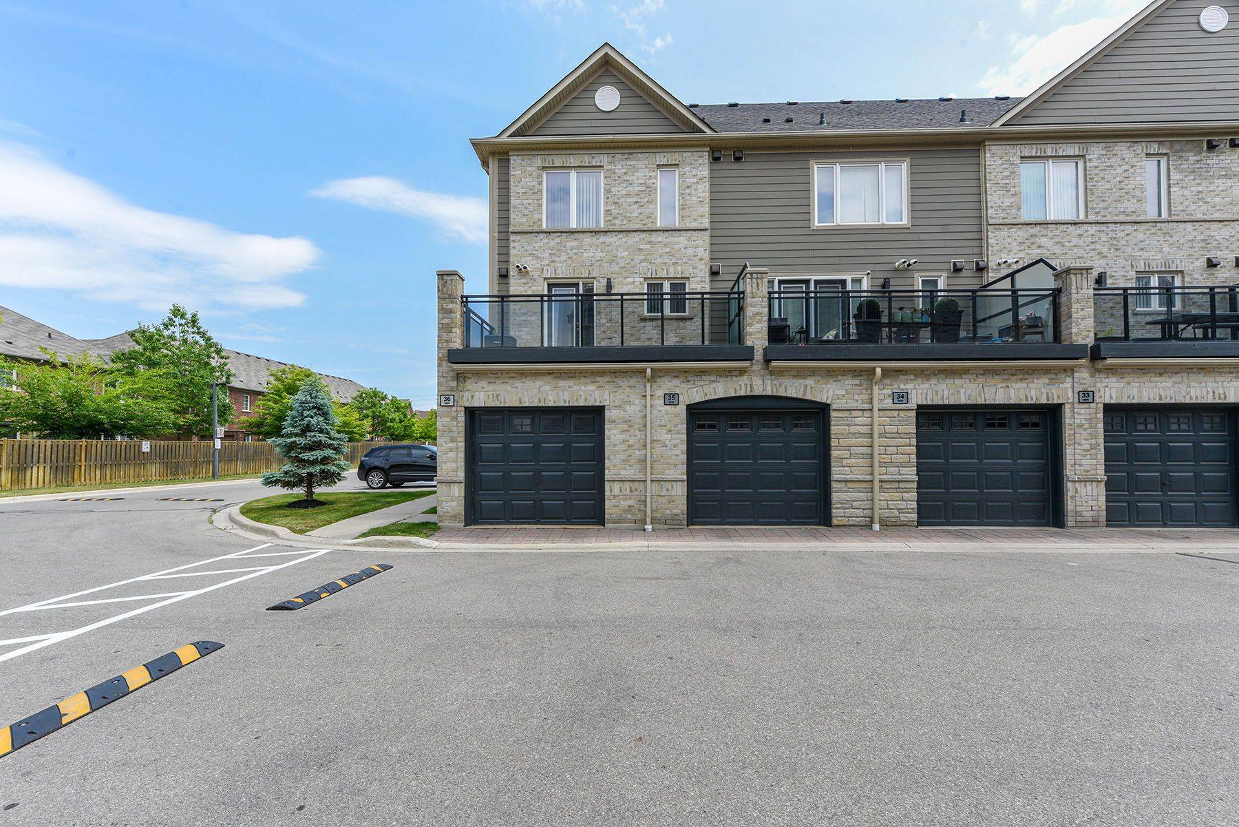 5035 Oscar Peterson BLVD #36, Mississauga, ON L5M 0P4