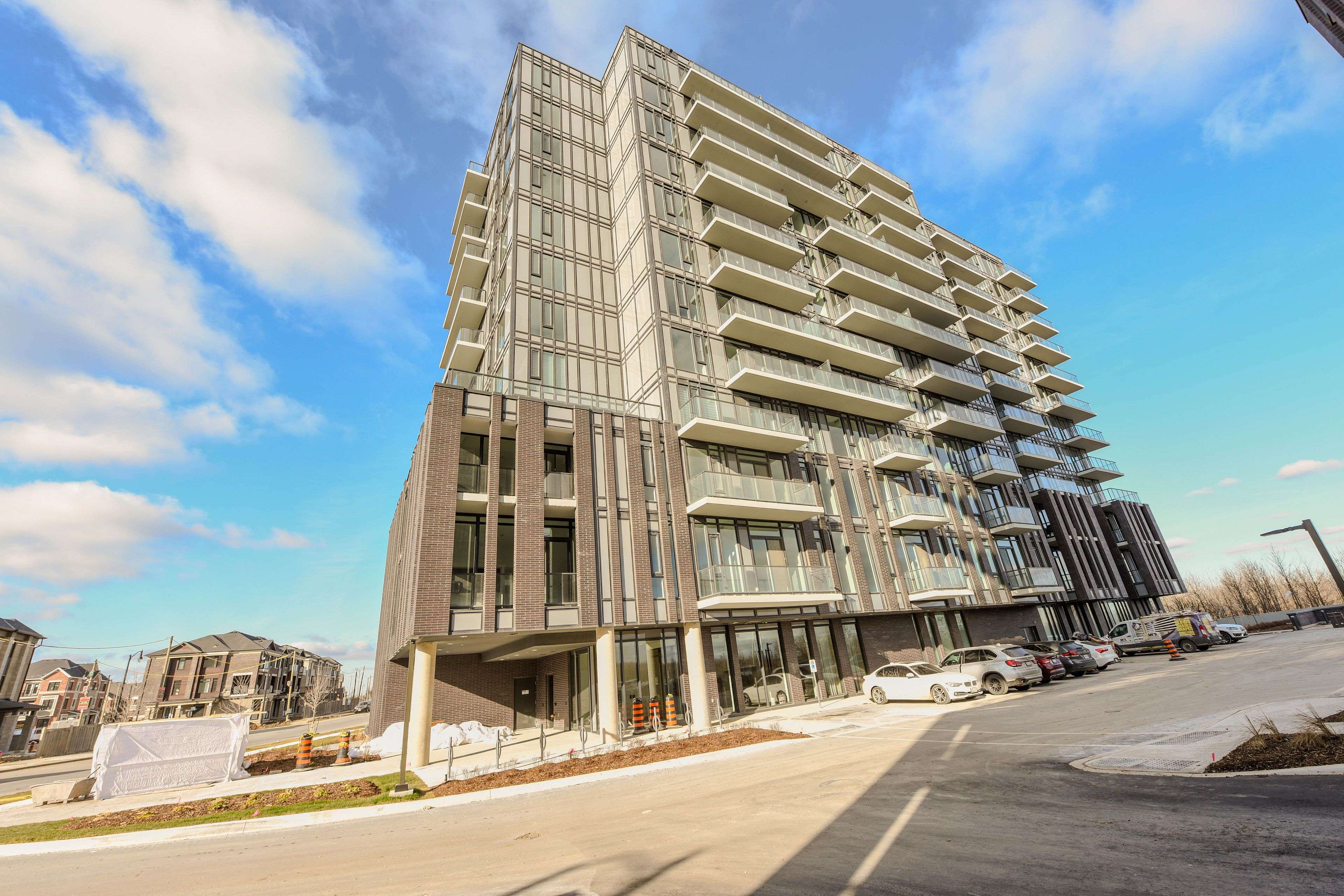 225 Veterans DR W #308, Brampton, ON L7A 0B6