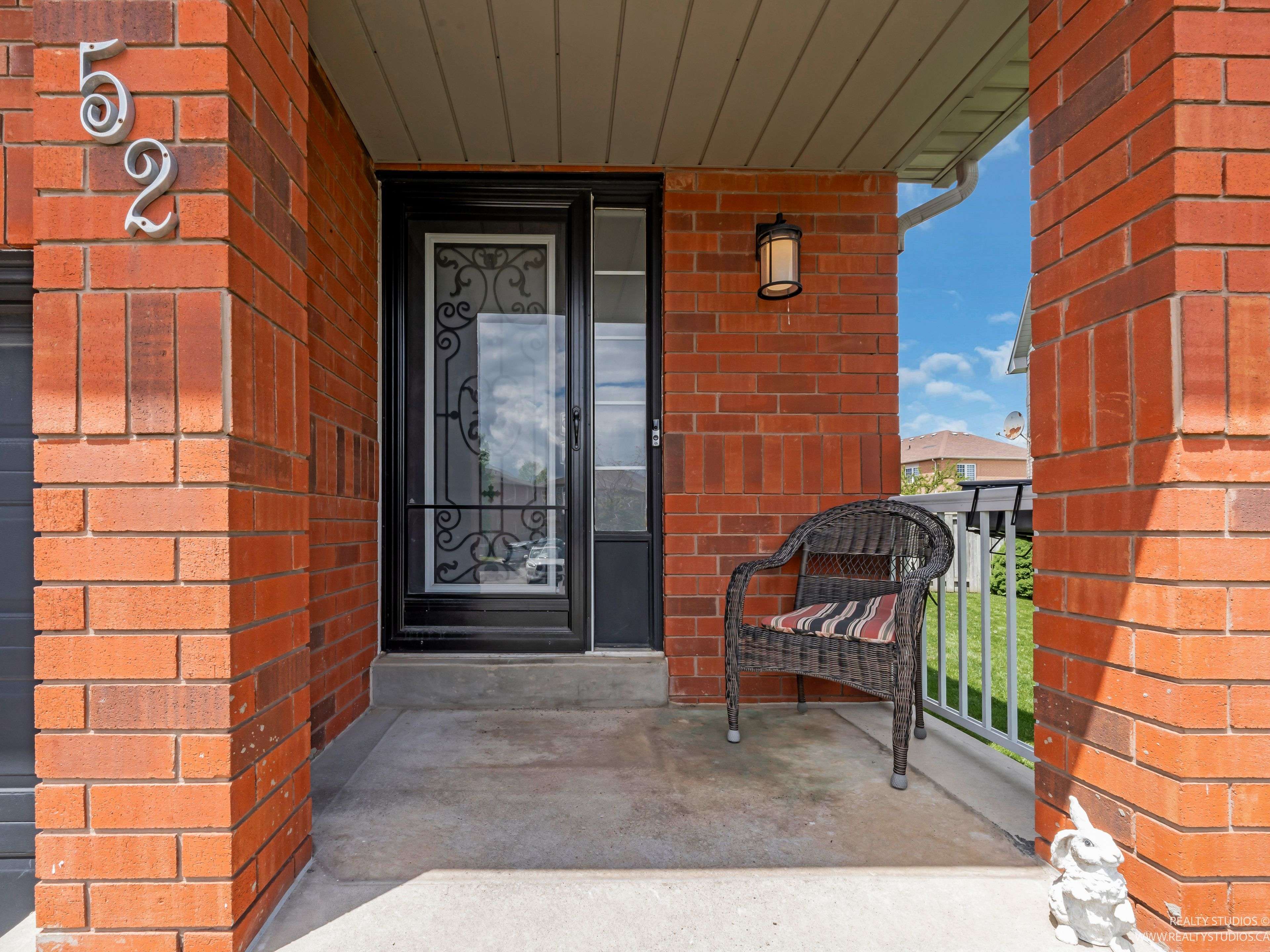 Brampton, ON L6X 4X1,52 Melissa CT