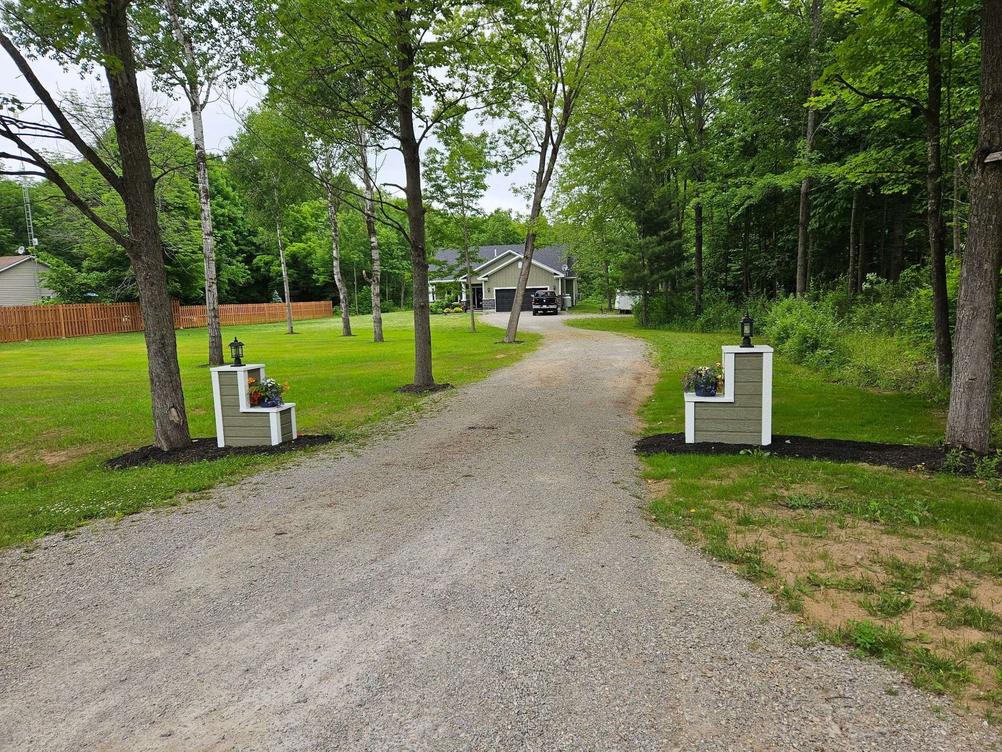 Rideau Lakes, ON K0G 1V0,4780 C Briton-Houghton Bay RD